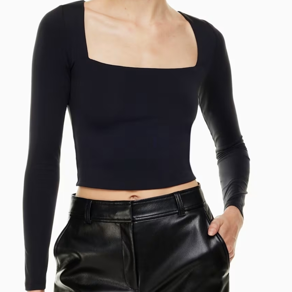 Babaton Black Long Sleeve Crop Top Black